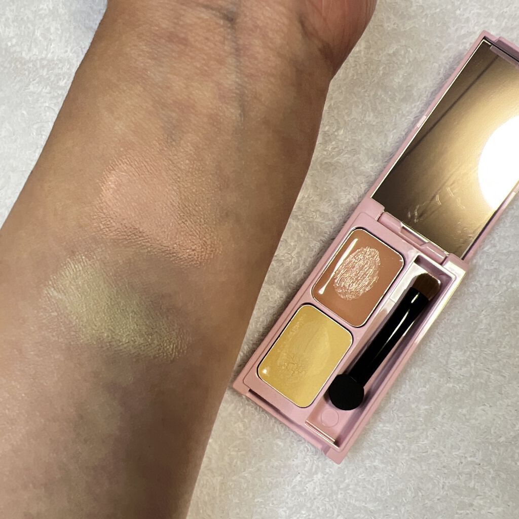 WHOMEE フーミー キニシーラーのクチコミ「パレットタイプの練りコンシーラーで
気になる赤みやニキビ痕、くすみを
カバーしてくます（メーク.....」（3枚目）