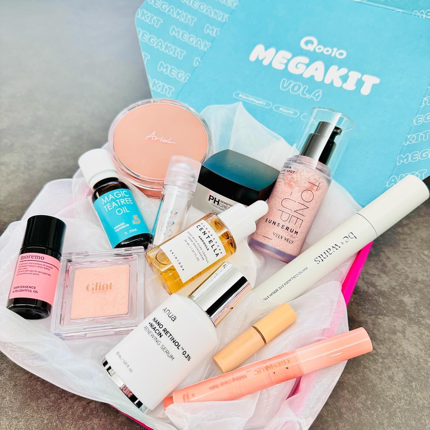 💄🧴💕
Qoo10がおすすめする新作アイテムや話題の商品などが
厳選された【 𝗤𝗼𝗼𝟭𝟬 𝗠𝗘𝗚𝗔 𝗞𝗜𝗧 𝗩𝗼𝗹.𝟰 】届いたよ〜❣️
⁡ @qoo10.official 
⁡
私の注目商品は4つ💖