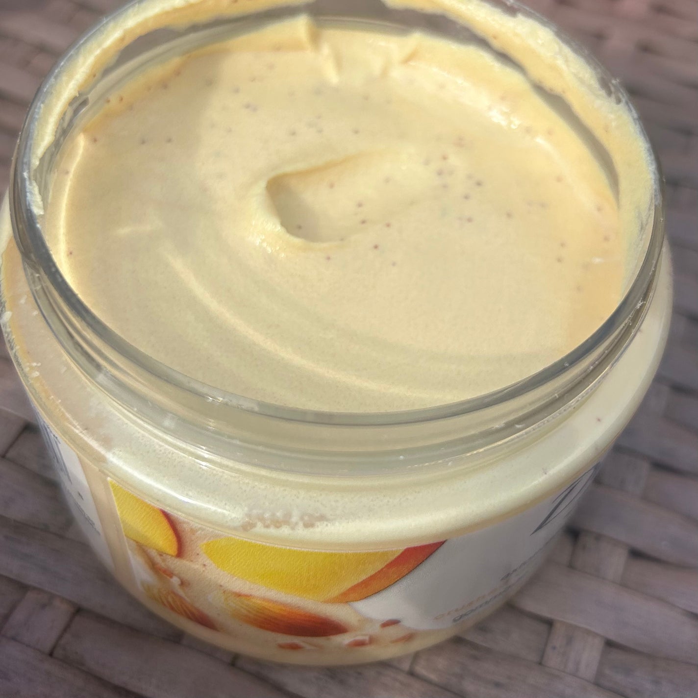 ダヴ ふわとろクリーミースクラブ ザクロ&シアバター/ダヴ/ボディスクラブを使ったクチコミ(4枚目)