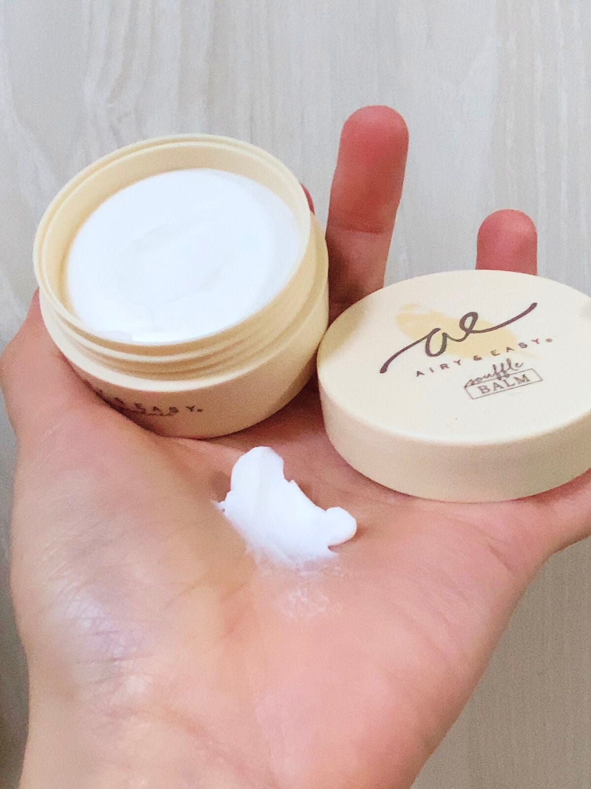 スフレヘアバーム/エアリー&イージー/ヘアバームを使ったクチコミ(3枚目)