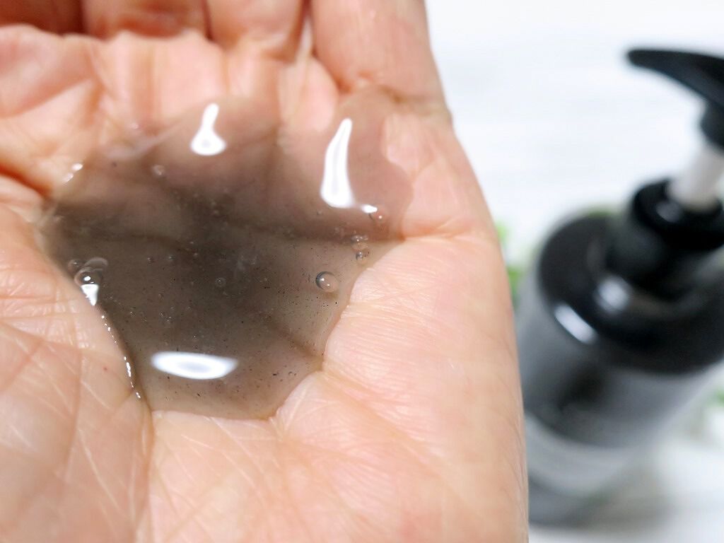 レイヴィー ファンタジーボディーシャンプー バンブーチャコール/Leivy/ボディソープを使ったクチコミ(2枚目)