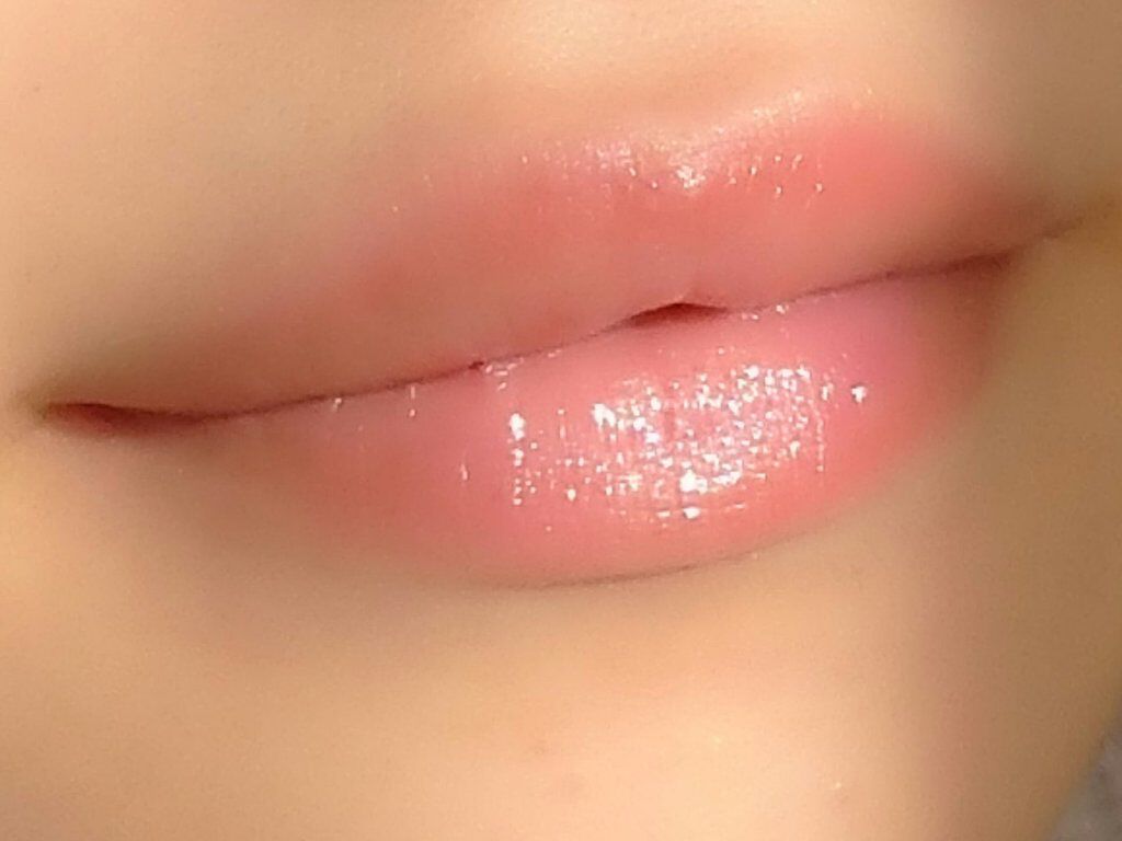 38°C / 99°F リップトリートメント (リップ美容液)/UZU BY FLOWFUSHI/リップケアを使ったクチコミ（2枚目）