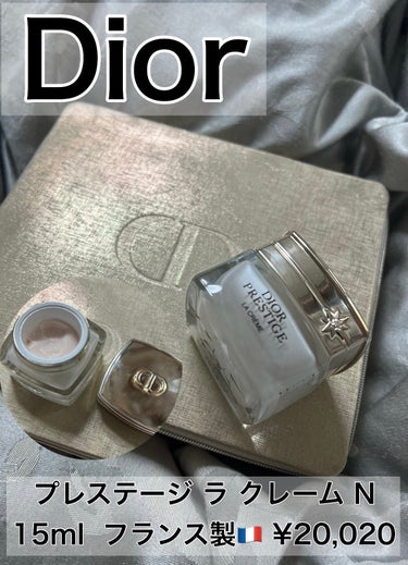 Dior

プレステージ ラ クレーム n
15ml  フランス製🇫🇷 ¥20,020


Diorのクリームです。バラの匂いがしていい感じのクリームです。高級感もあり使うのがもったいないです。匂いがす