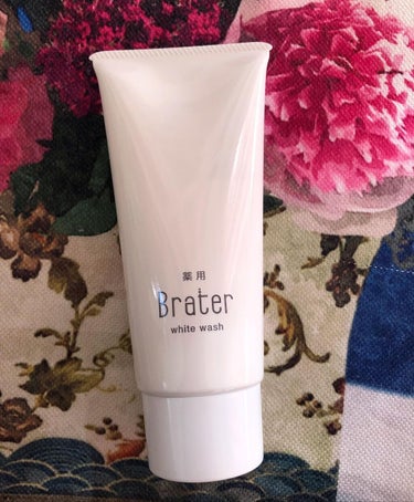 Brater Brater 薬用ホワイトウォッシュのクチコミ「Brater
薬用ホワイトウォッシュ
100g  4,378円

【説明】
もっちり弾力のある.....」（1枚目）