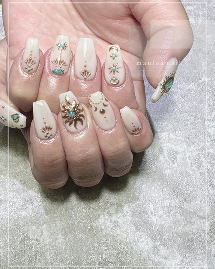 #お花ネイル,#ネイル,#アートネイル,#タイル柄ネイル,#マーブルネイル,#リングネイル,#タイルネイル,#マットネイル,#ミラーネイル,#手書きアートネイル,#ハートネイル,#パーツネイル,#ベージュネイル,#マーブルネイル,#夏ネイル,#天王寺ネイルのネイルデザイン