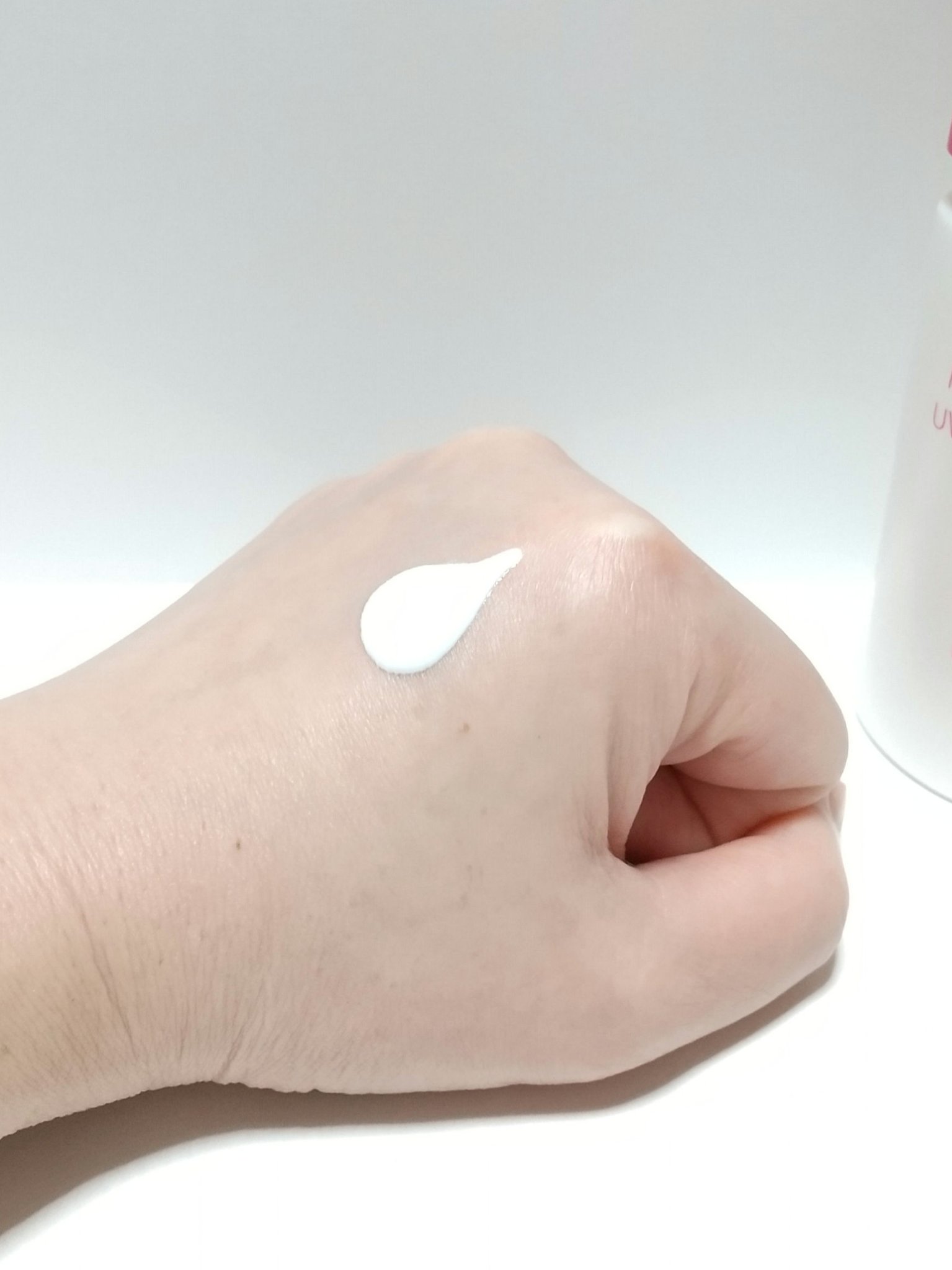 衝撃の紫外線ブロック/コーセーコスメニエンス/日焼け止め・UVケアを使ったクチコミ（3枚目）