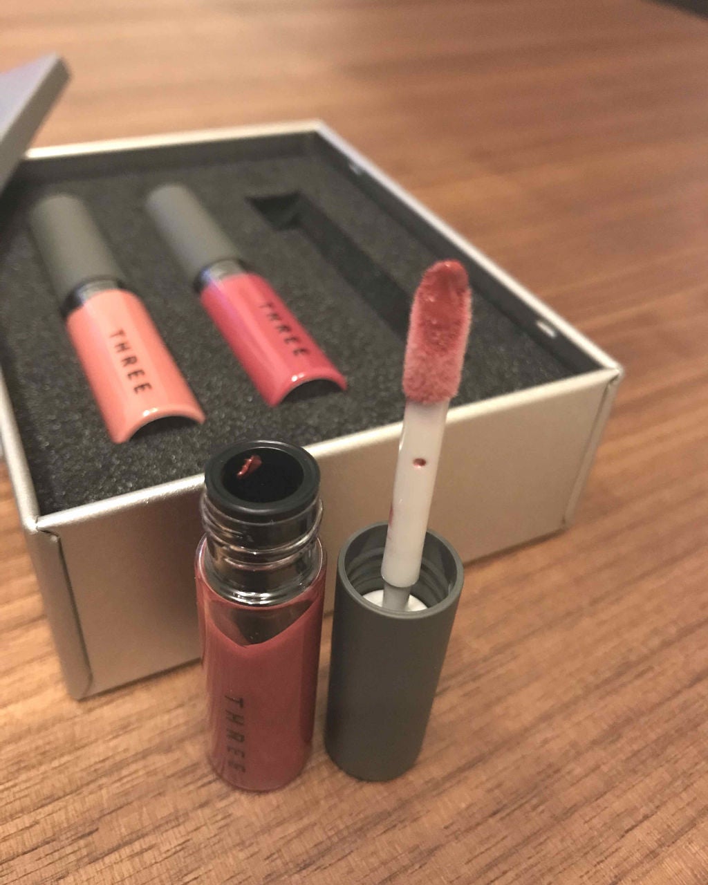 シマリング リップジャム/THREE/リップグロスを使ったクチコミ(3枚目)