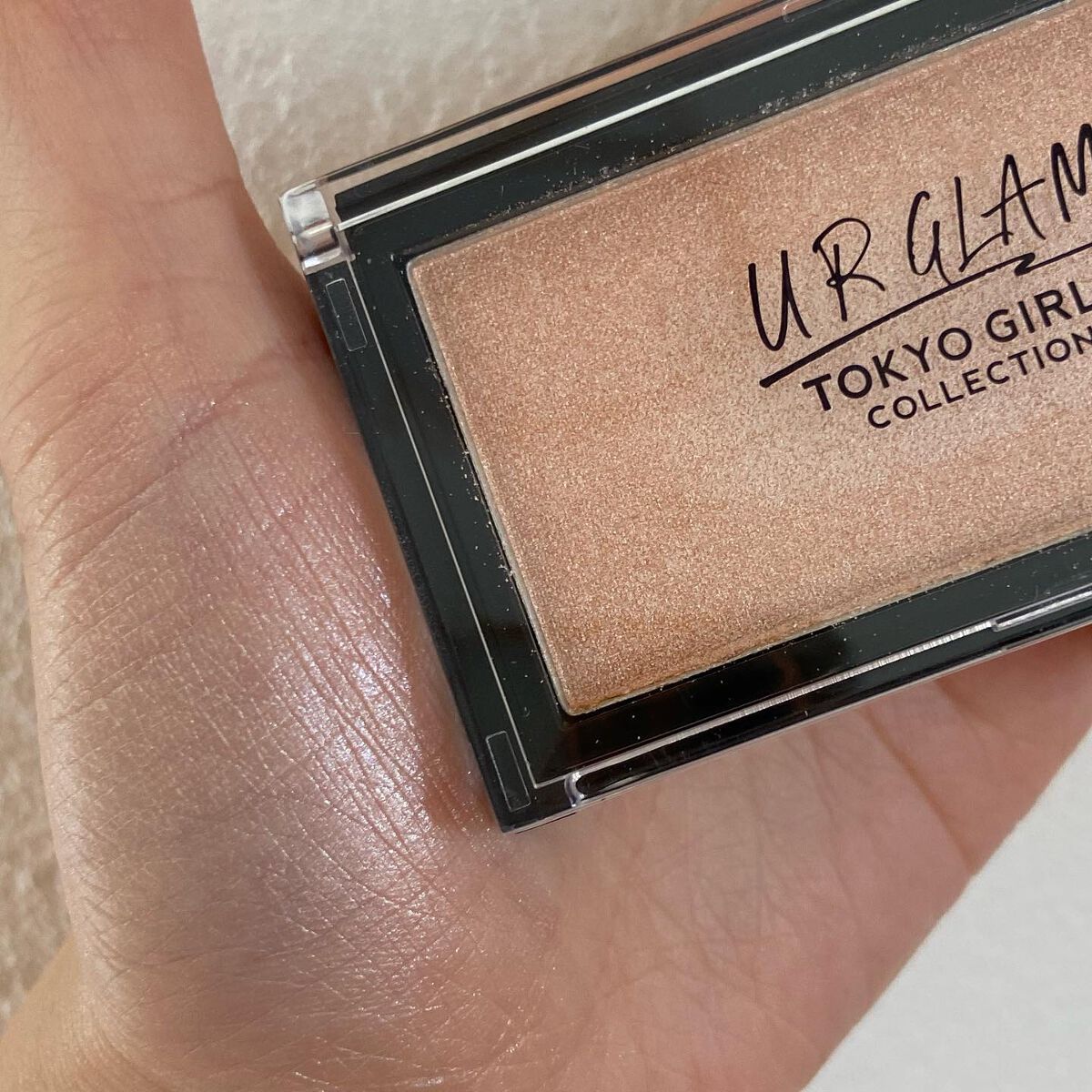 はるかの美容垢🐰 on LIPS 「天才ハイライト見つけた!URGLAMって知ってる??ダイソーで..」(2枚目)