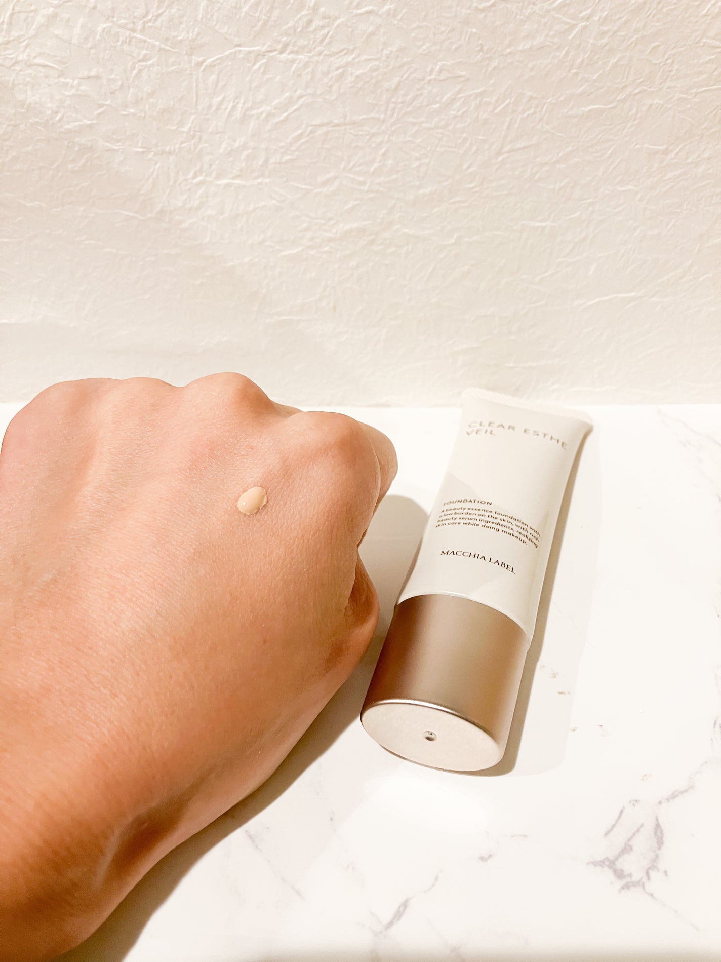 薬用クリアエステヴェール/Macchia Label/リキッドファンデーションを使ったクチコミ(2枚目)