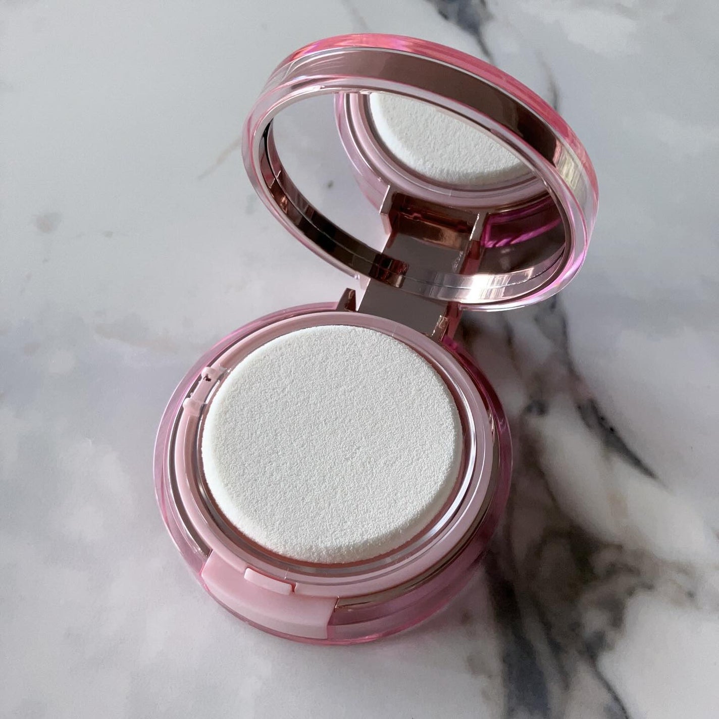 ザ・ブラーパウダーパクト/ABOUT TONE/プレストパウダーを使ったクチコミ(5枚目)