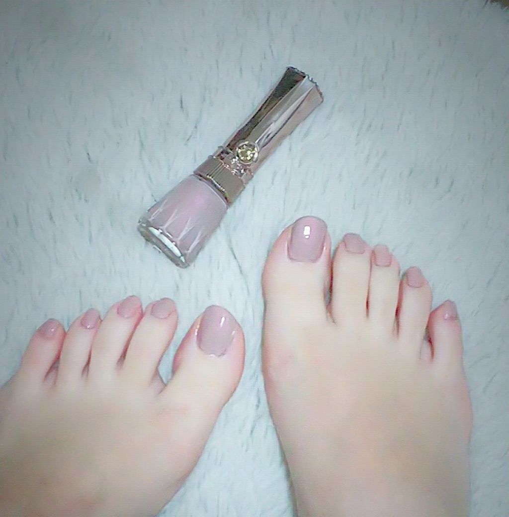 ネイルラッカー ロイヤル＆アーバン プリンセス/JILL STUART/マニキュアを使ったクチコミ（1枚目）