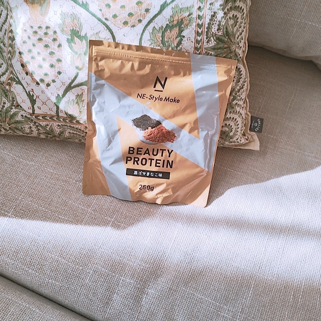 mcgroupakiko on LIPS 「ついに今日からお正月休み🎍美味しい物に囲まれて体型が変わらない..」(4枚目)