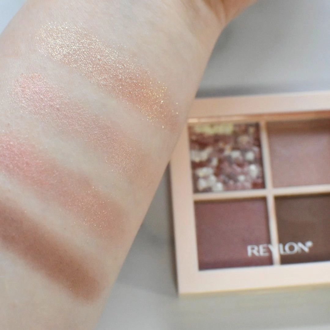 レブロン ダズル アイシャドウ クアッド/REVLON/アイシャドウパレットを使ったクチコミ（3枚目）