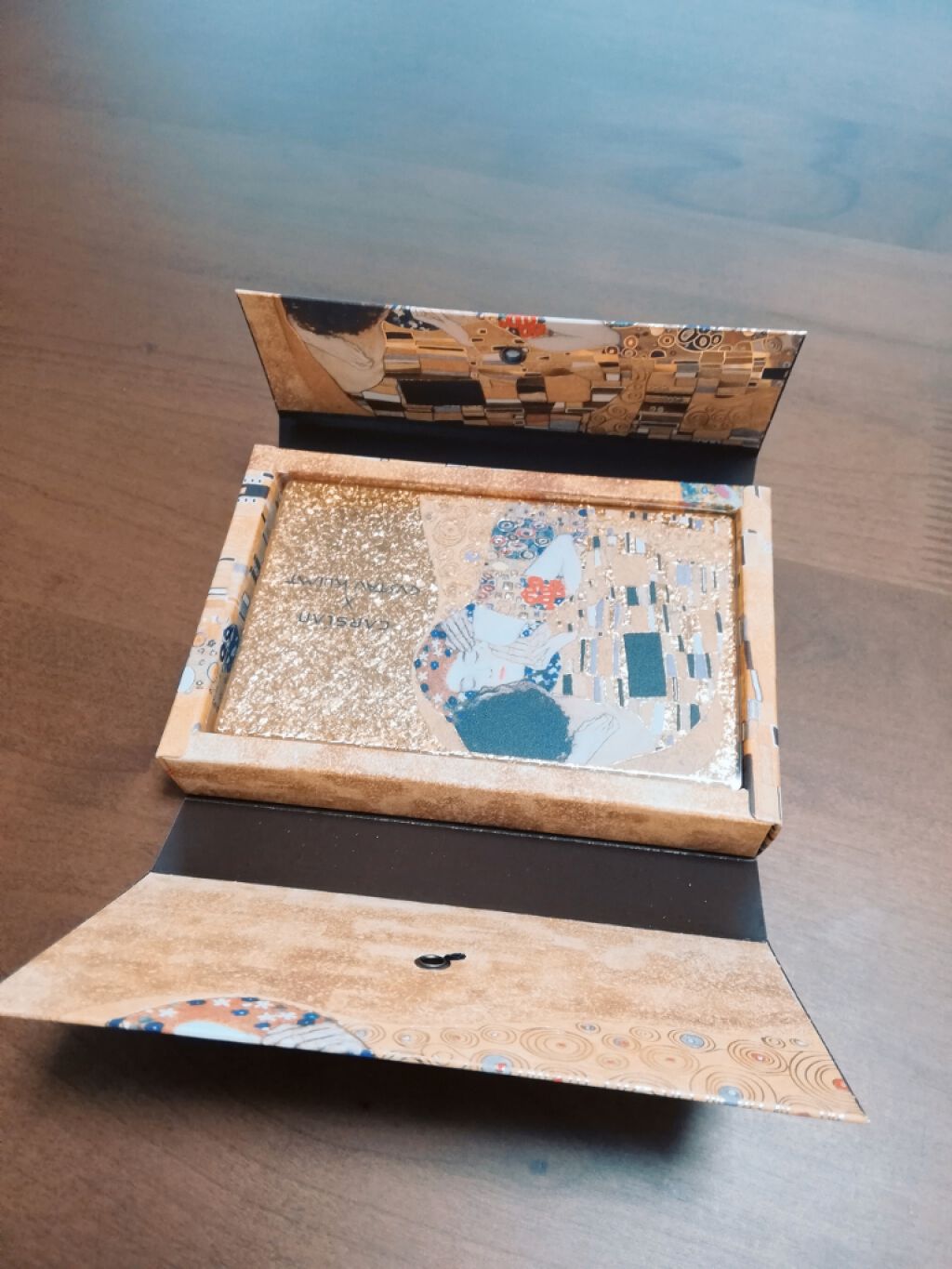 アイシャドウパレット　クリムトシリーズ/CARSLAN/アイシャドウパレットを使ったクチコミ（3枚目）