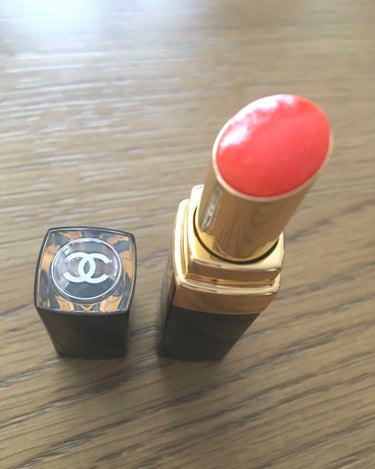 ルージュ ココ フラッシュ トップ コート 202 ウォーム アップ/CHANEL/口紅を使ったクチコミ（1枚目）