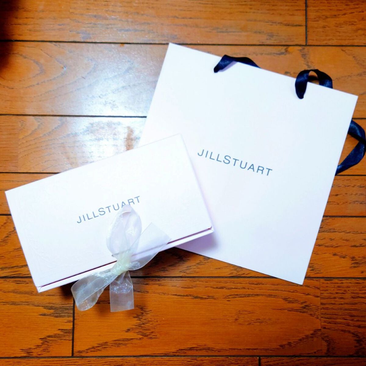 ジルスチュアート イルミネイティング セラムプライマー UV/JILL STUART/化粧下地を使ったクチコミ(1枚目)