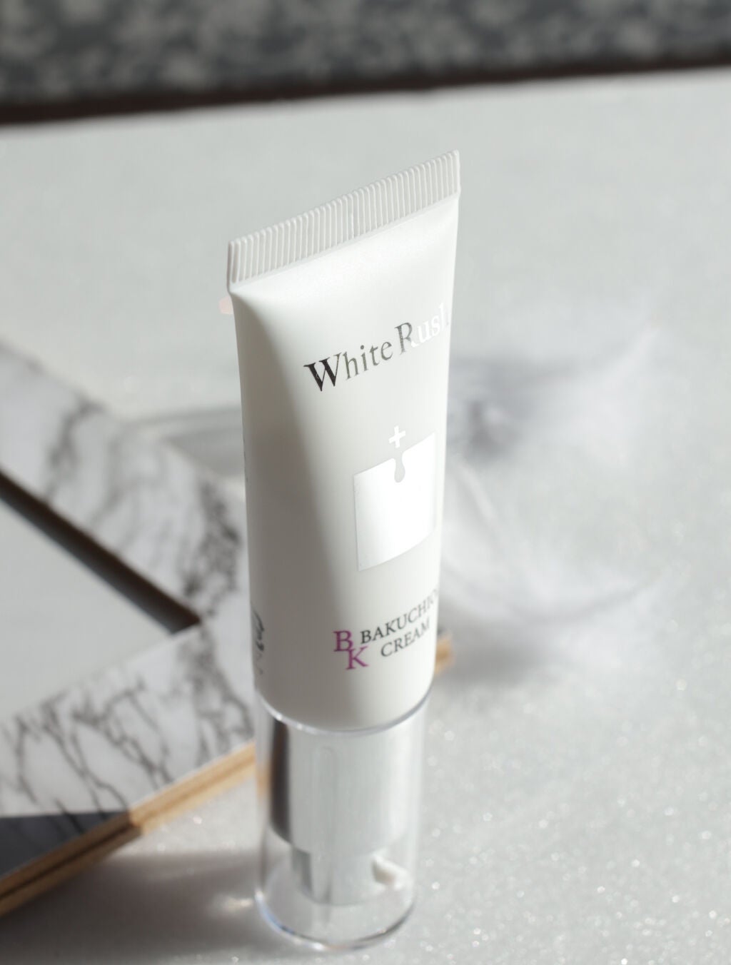バクシア モイスチャーアップクリーム/White Rush/フェイスクリームを使ったクチコミ(4枚目)