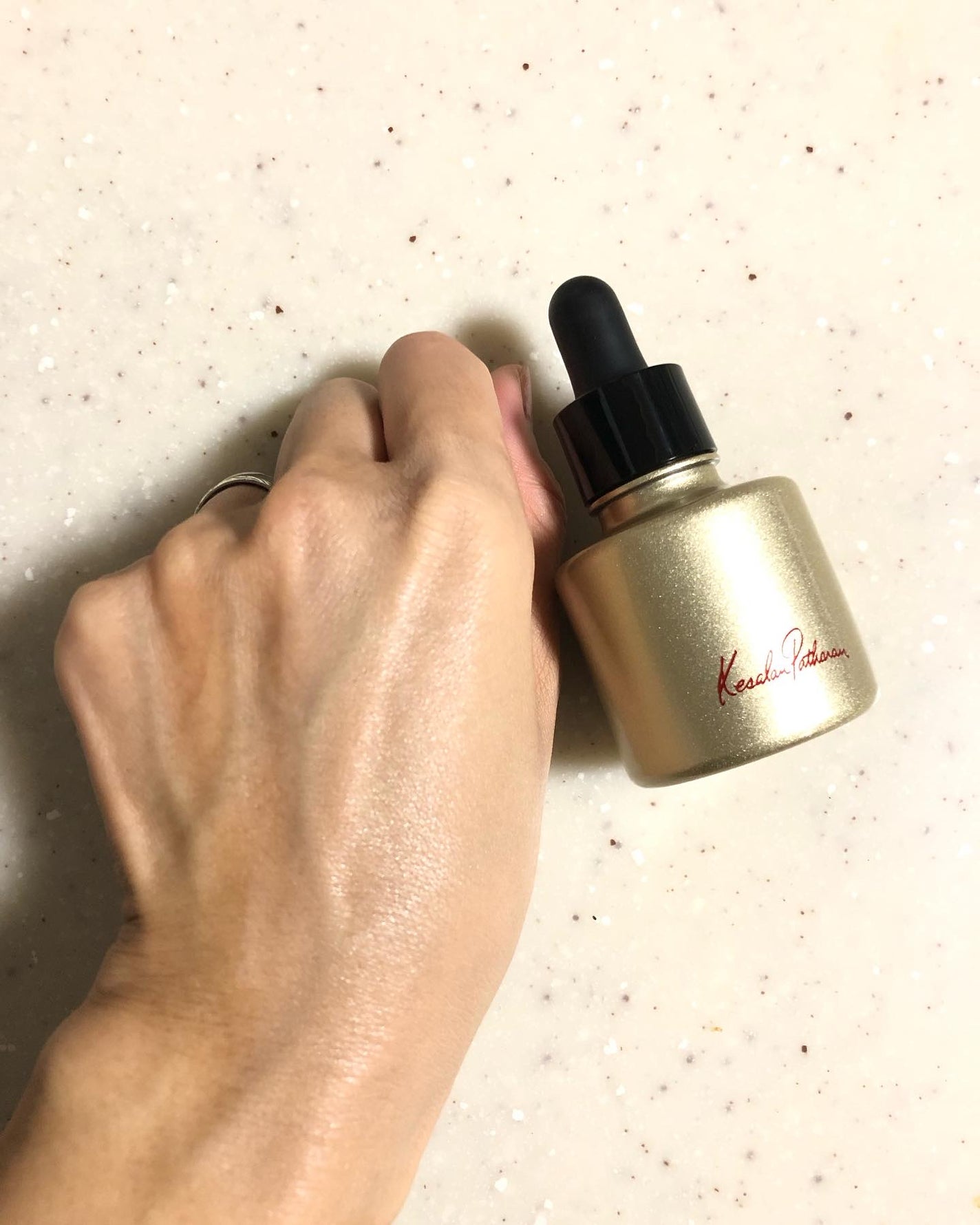 ケサランパサラン リクイドヴェール/ケサランパサラン/リキッドファンデーションを使ったクチコミ(6枚目)