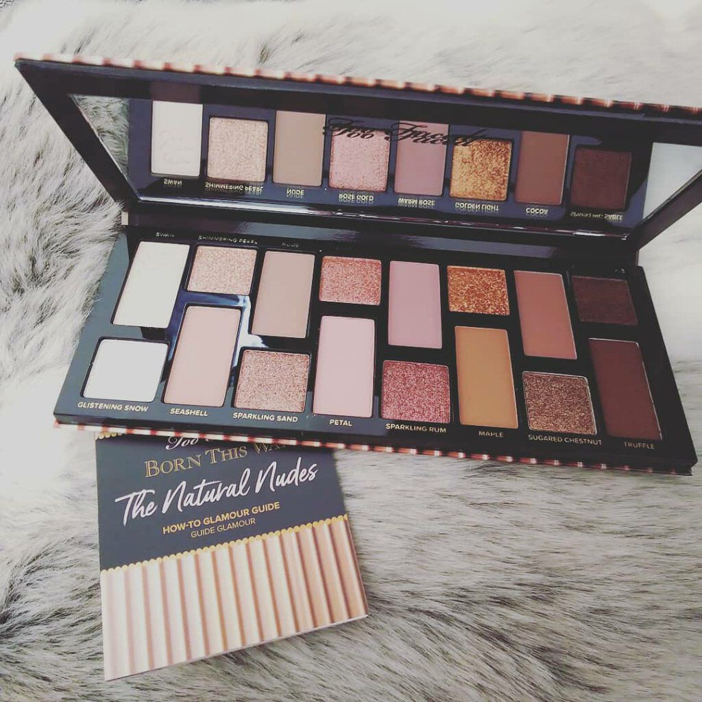 ボーン ディス ウェイ ザ ナチュラル ヌード アイシャドウ パレット/Too Faced/アイシャドウパレットを使ったクチコミ(1枚目)