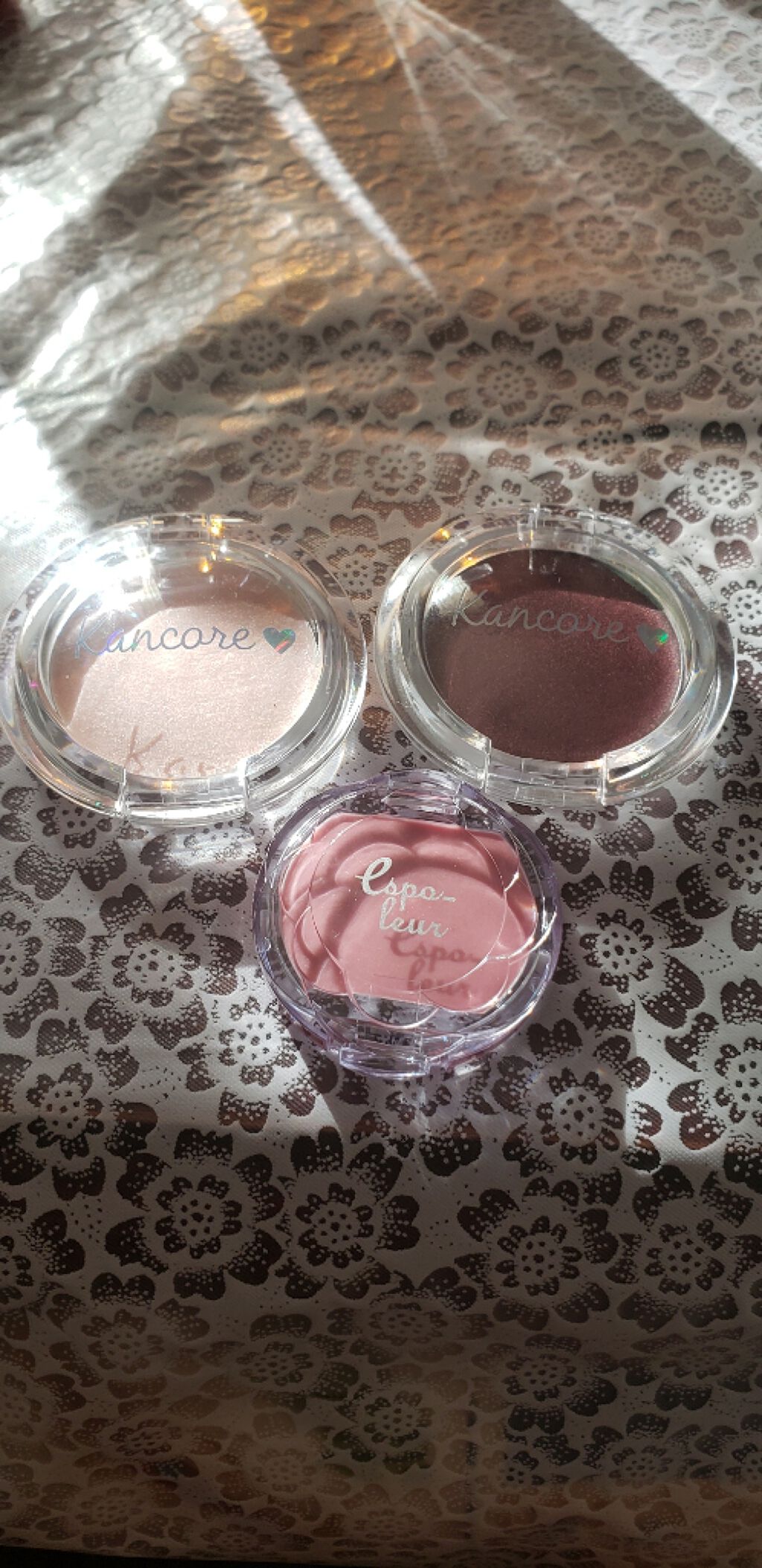 よぴちゃん on LIPS 「DAISOコスメ久しぶりに買ってみました濃い色なので色がつくか..」(1枚目)