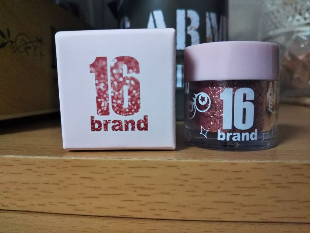 16CANDY ROCK PEAEL POWDER/16BRAND/単色アイシャドウを使ったクチコミ(1枚目)