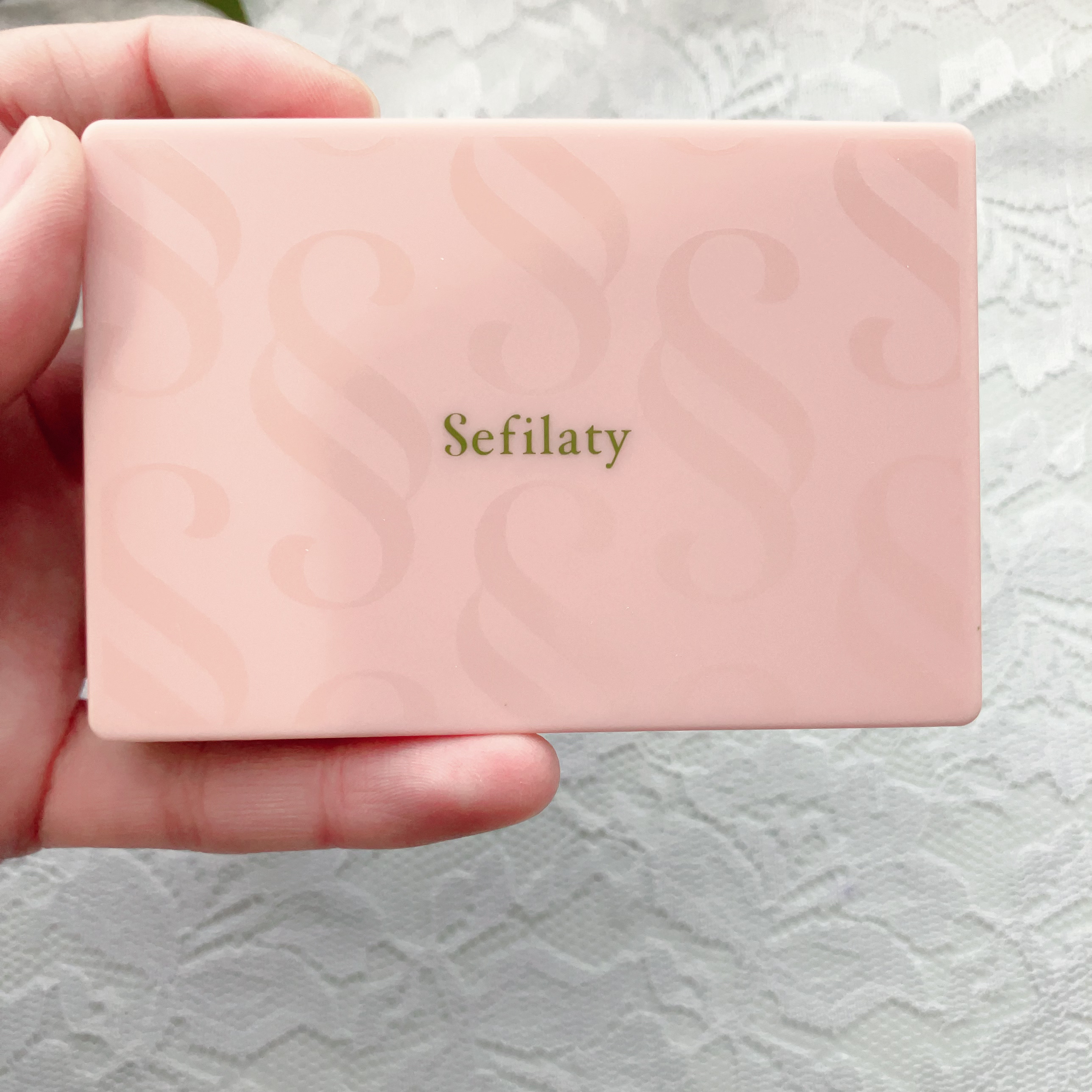 セフィラティ クイーンバレットアイズ/Sefilaty/アイシャドウパレットを使ったクチコミ（2枚目）