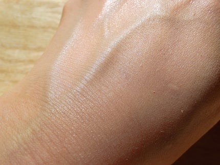 ミネラルインナートリートメントリキッドコンシーラー/エトヴォス/リキッドコンシーラーを使ったクチコミ(5枚目)