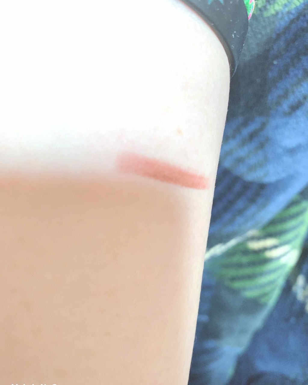 セルヴォーク ヴォランタリー アイズ/Celvoke/単色アイシャドウを使ったクチコミ（2枚目）