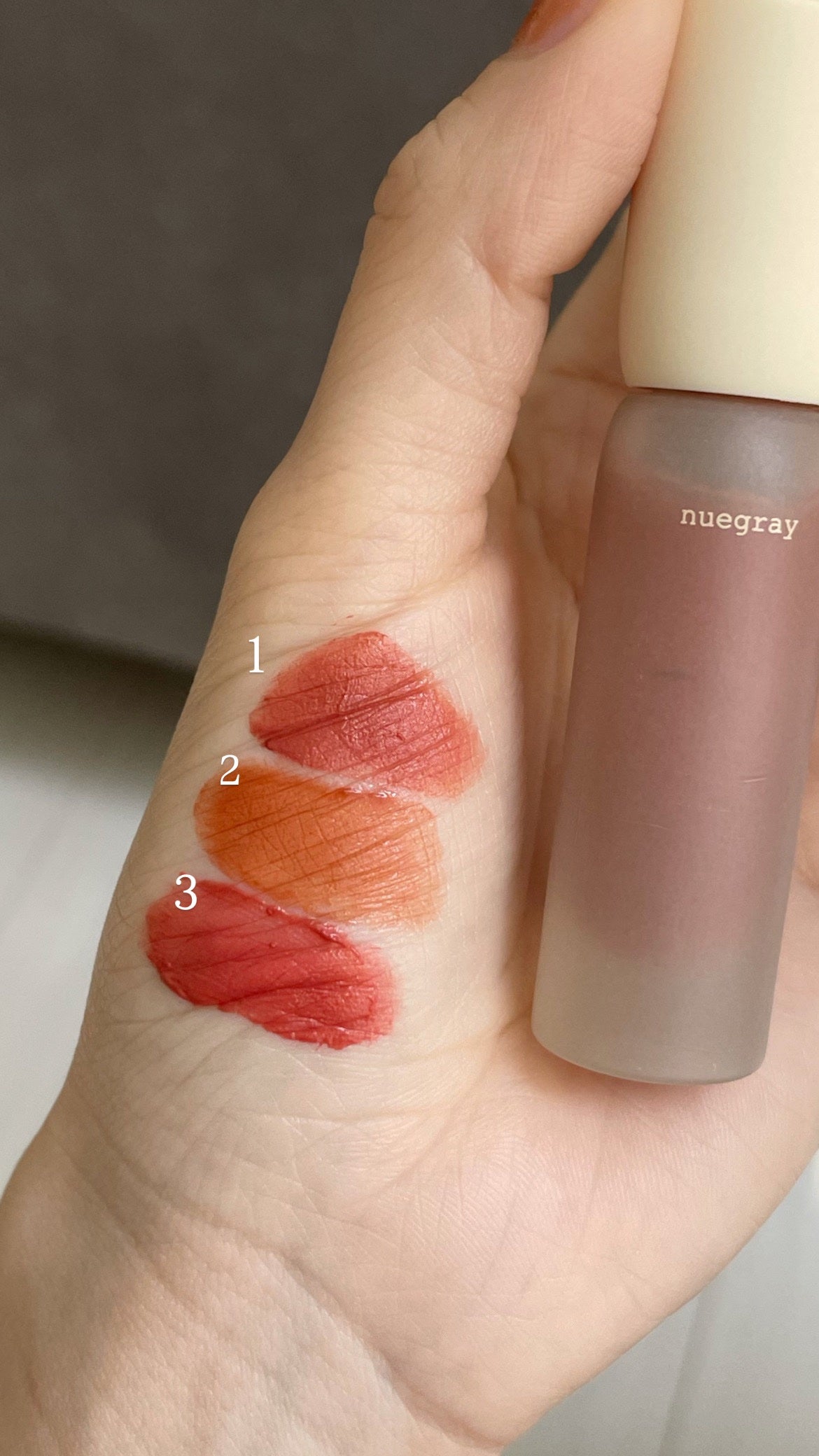 デイリームードマットリキッド/nuegray/リップグロスを使ったクチコミ(3枚目)