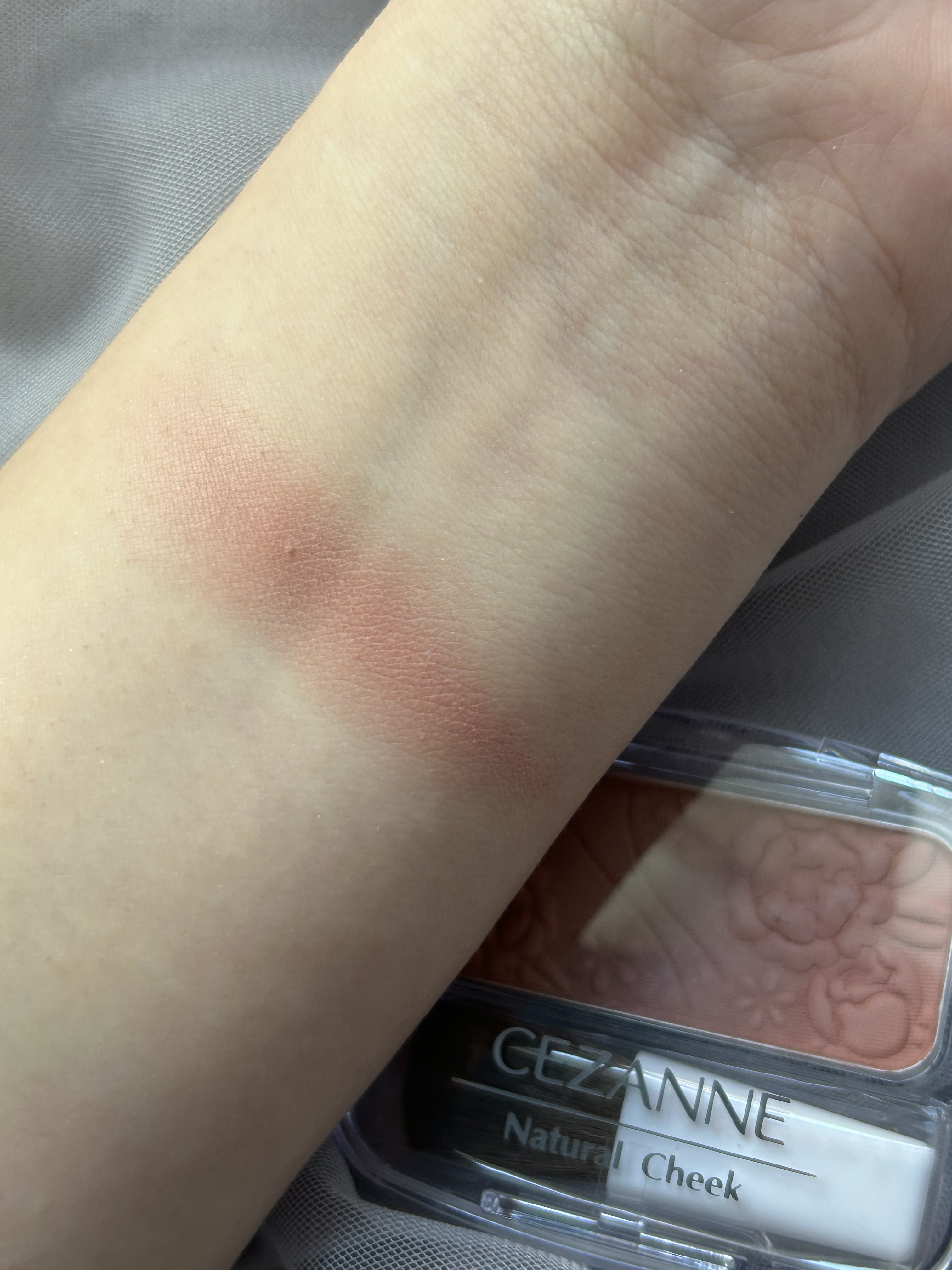 ナチュラル チークN/CEZANNE/パウダーチークを使ったクチコミ（2枚目）