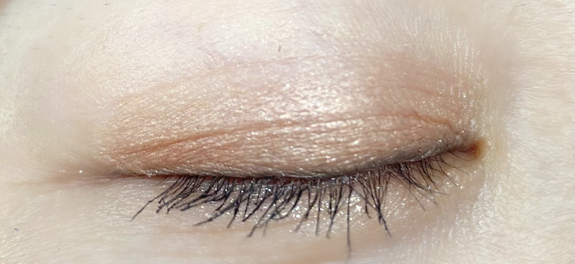 サテン クラッシュ No.4 エクストリーム コッパー/YVES SAINT LAURENT BEAUTE/単色アイシャドウを使ったクチコミ（3枚目）