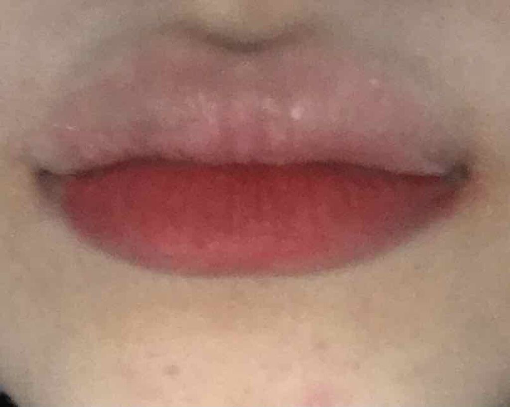 ゼロベルベットティント 05 ウィッティ(WITTY)/rom&nd/リップティントを使ったクチコミ（2枚目）