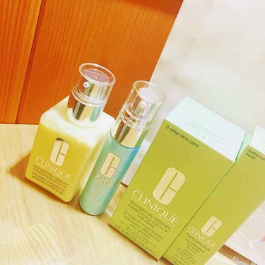 #CLINIQUE
#turnaroundacceleratedrenewalserum #dramaticallydifferentmoisturizinglotion 
#クリニーク 
#ターンアラ