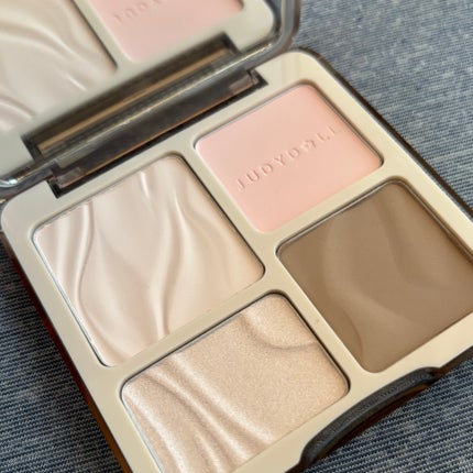 JUDYDOLL メリハリマスターパレット/JUDYDOLL/パウダーハイライトを使ったクチコミ(2枚目)