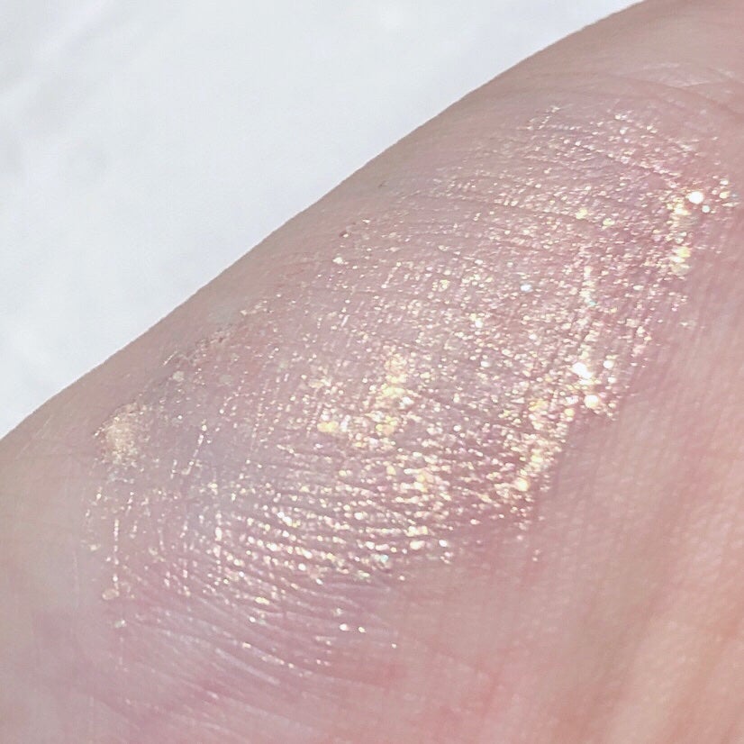 カラーブロッサムフェアリーティンクルグリッター/ネイチャーリパブリック/グリッターを使ったクチコミ(7枚目)