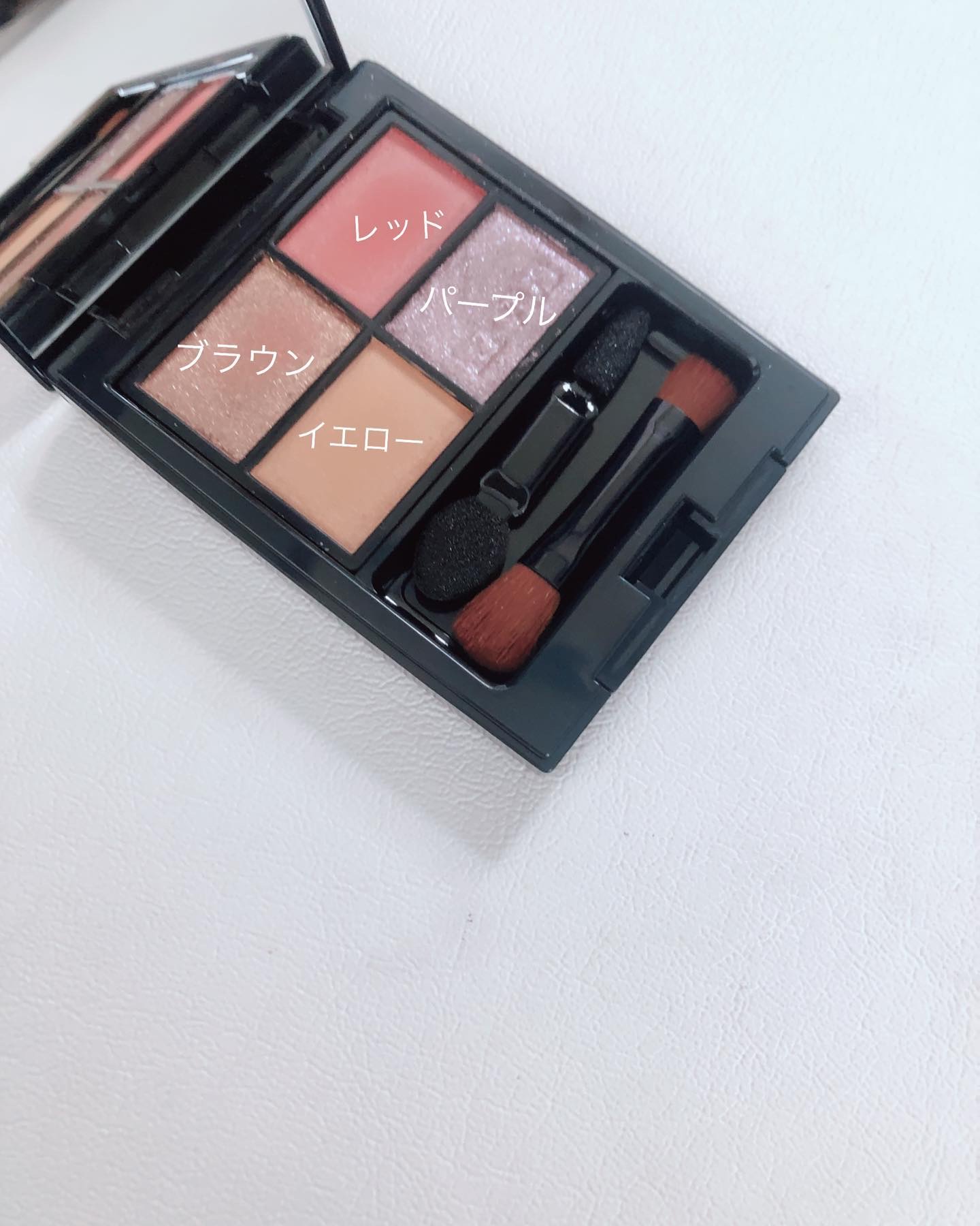 ミネラルクラッシィシャドー/エトヴォス/アイシャドウパレットを使ったクチコミ（3枚目）