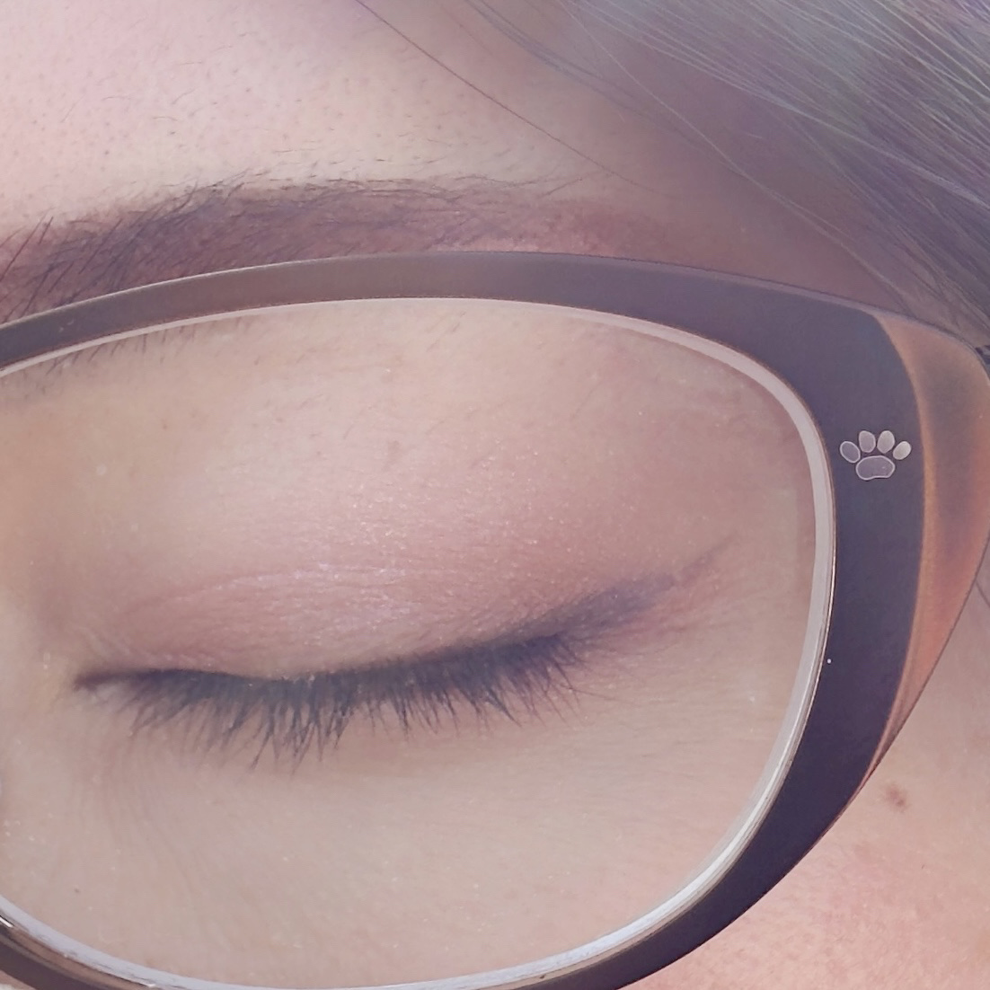 

⚫︎ラインエキスパンダー 夜行GY
最近購入しましたが買ってよかった。
目尻にしか引いてないけどこの色めちゃくちゃ可愛い！


⚫︎スキニーリッチシャドウ ピオニーブラウン
薄くて見辛いかも。
今更な商品かもしれませんがずっと使ってます