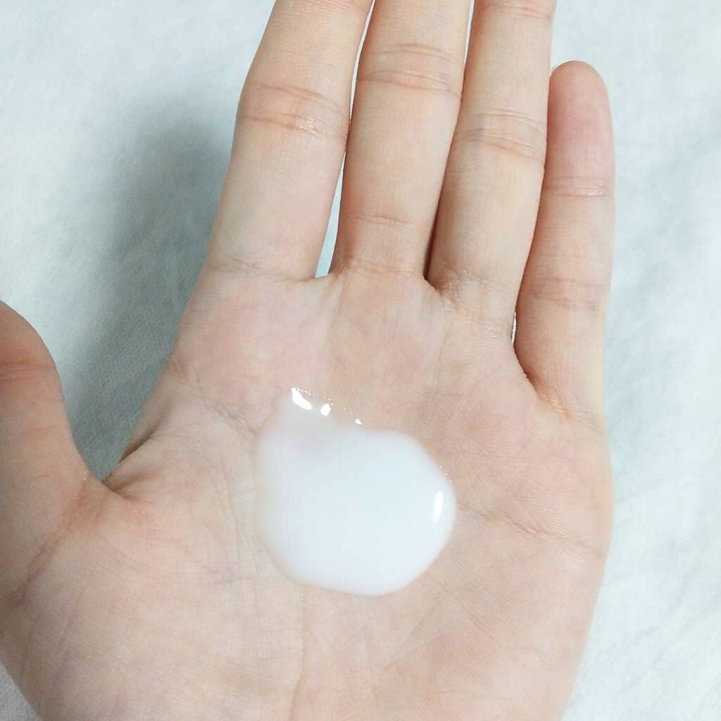 リペア薬用保湿化粧水 とてもしっとり/コラージュ/化粧水を使ったクチコミ(4枚目)