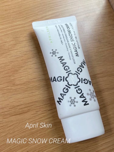 APRILSKIN MAGIC SNOW CREAMのクチコミ「April Skin

MAGIC SNOW CREAM

────────────

ホワイ.....」（1枚目）