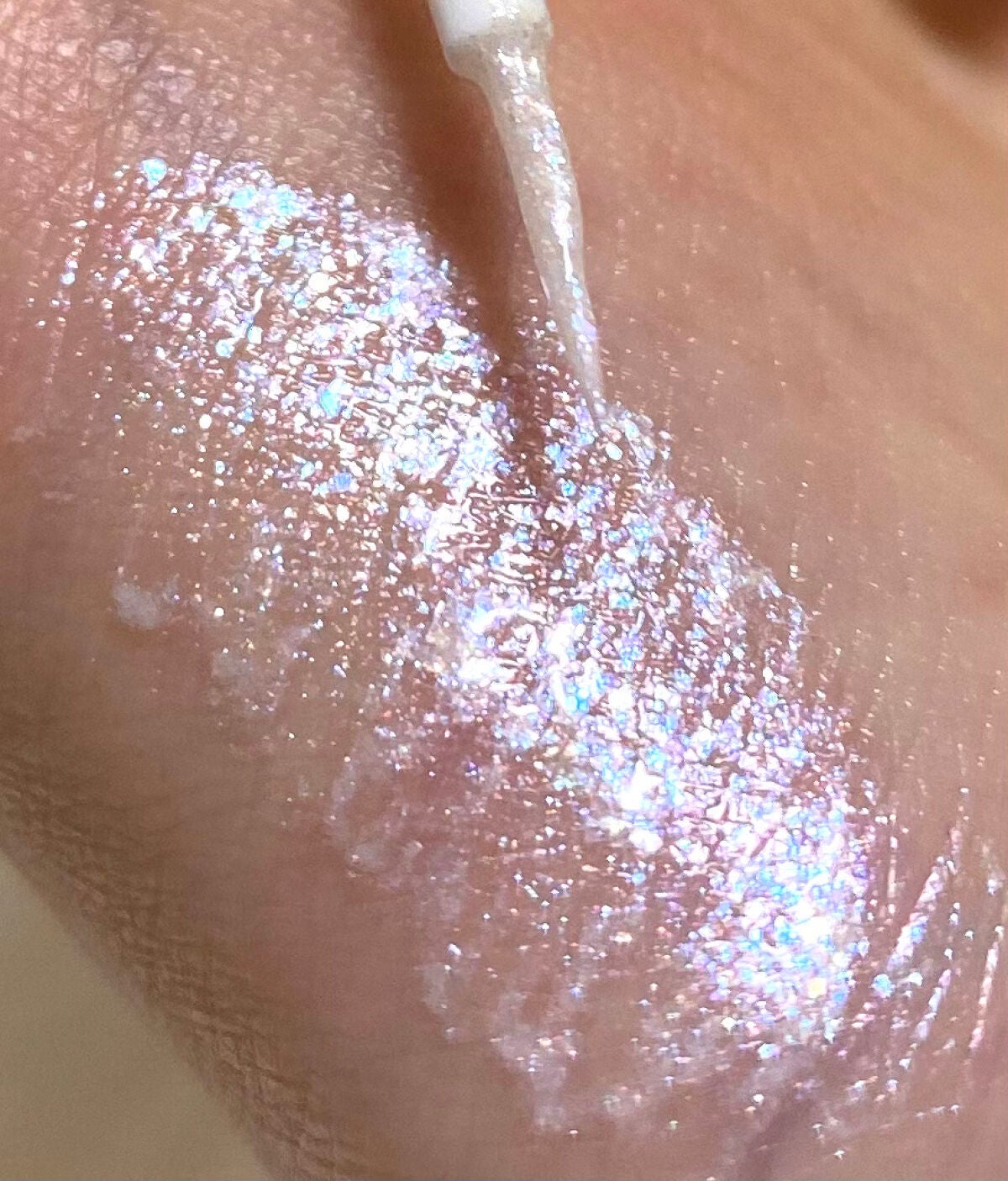 美容液ラメライナー/Borica/リキッドアイライナーを使ったクチコミ(4枚目)