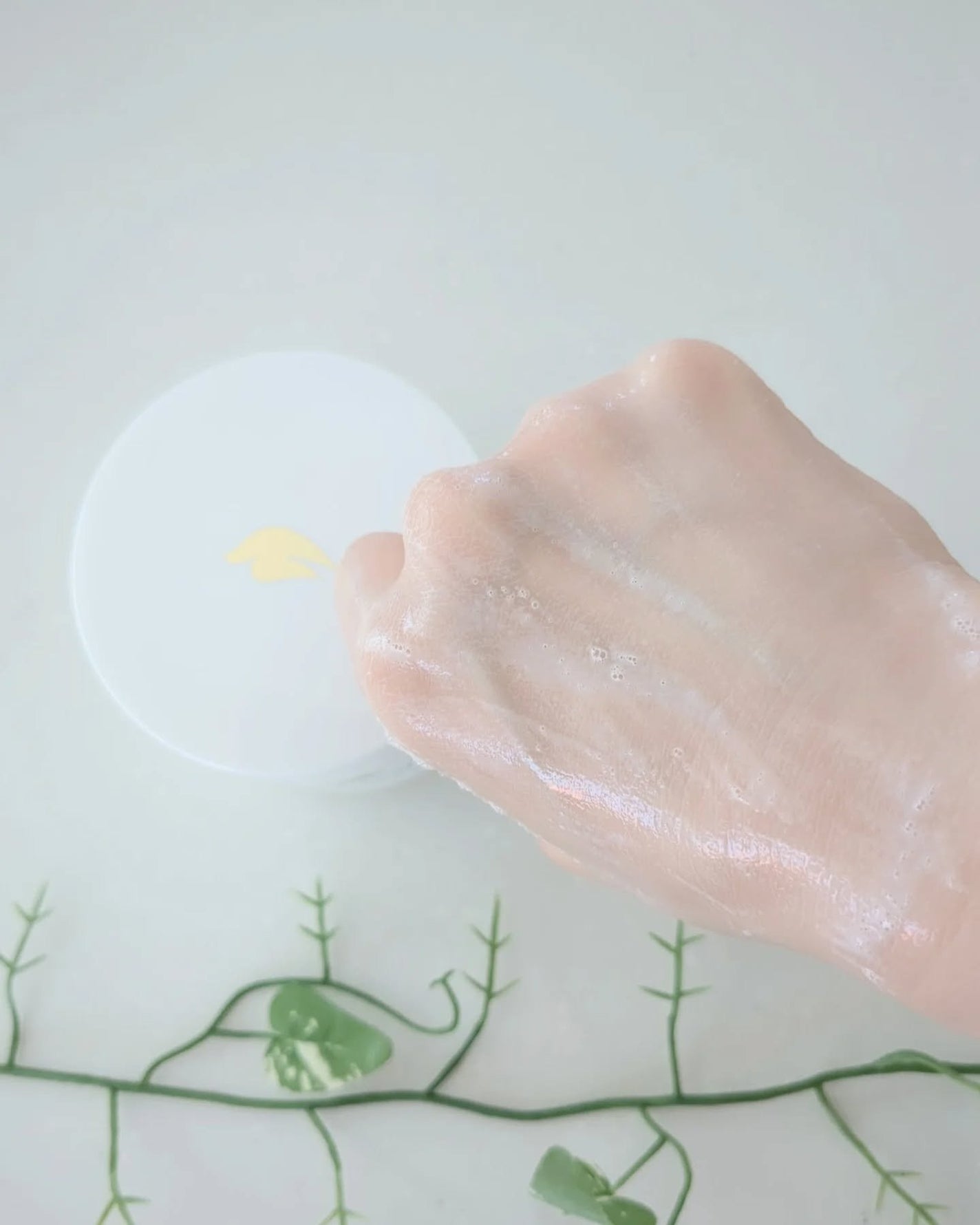 ダヴ クリームボディウォッシュ コンフォートモイスチャー/ダヴ/ボディソープを使ったクチコミ(4枚目)