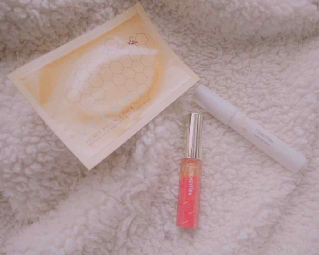 ハニーラスター r/ROAlív/リップグロスを使ったクチコミ(1枚目)