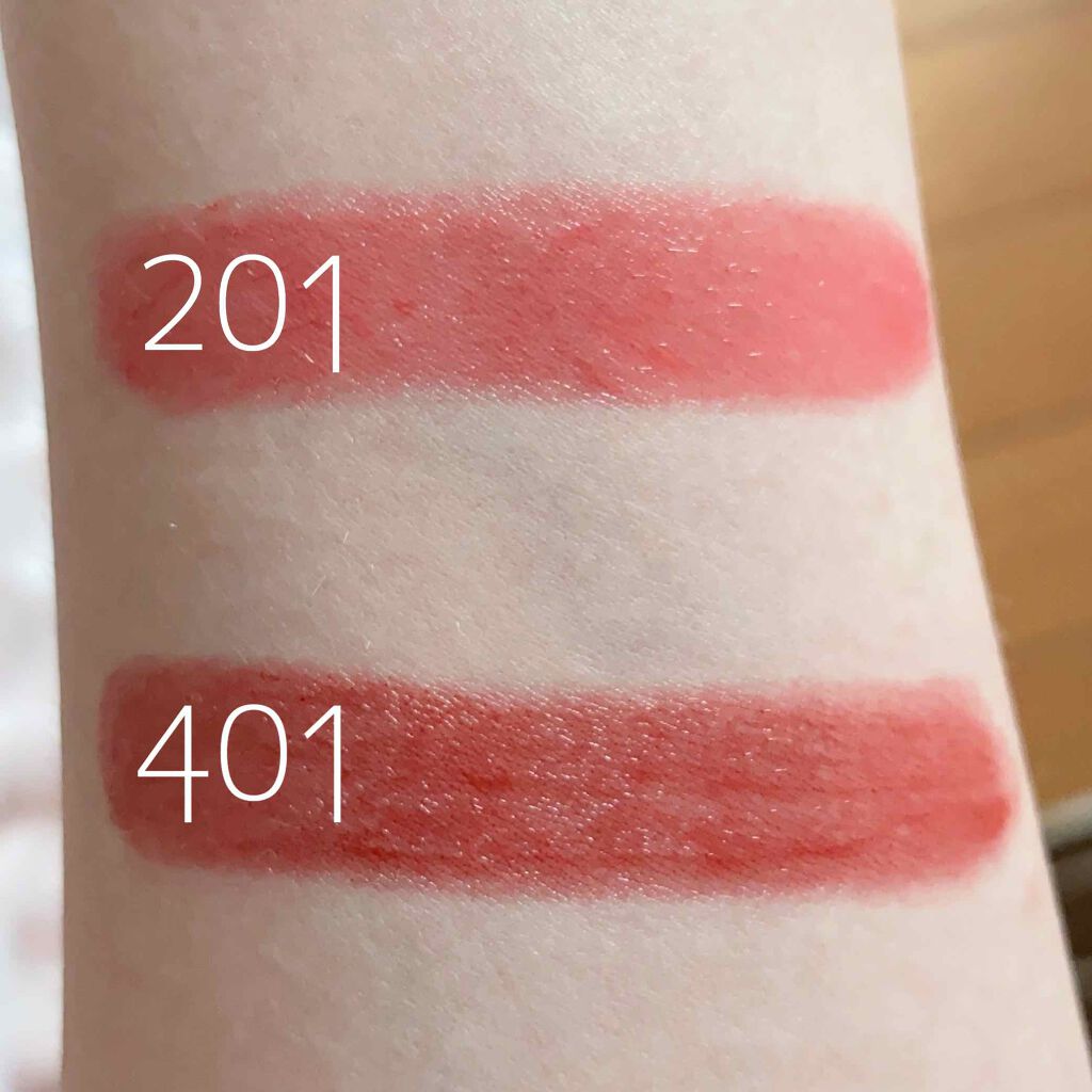 ラスティンググロスリップ/CEZANNE/口紅を使ったクチコミ（2枚目）