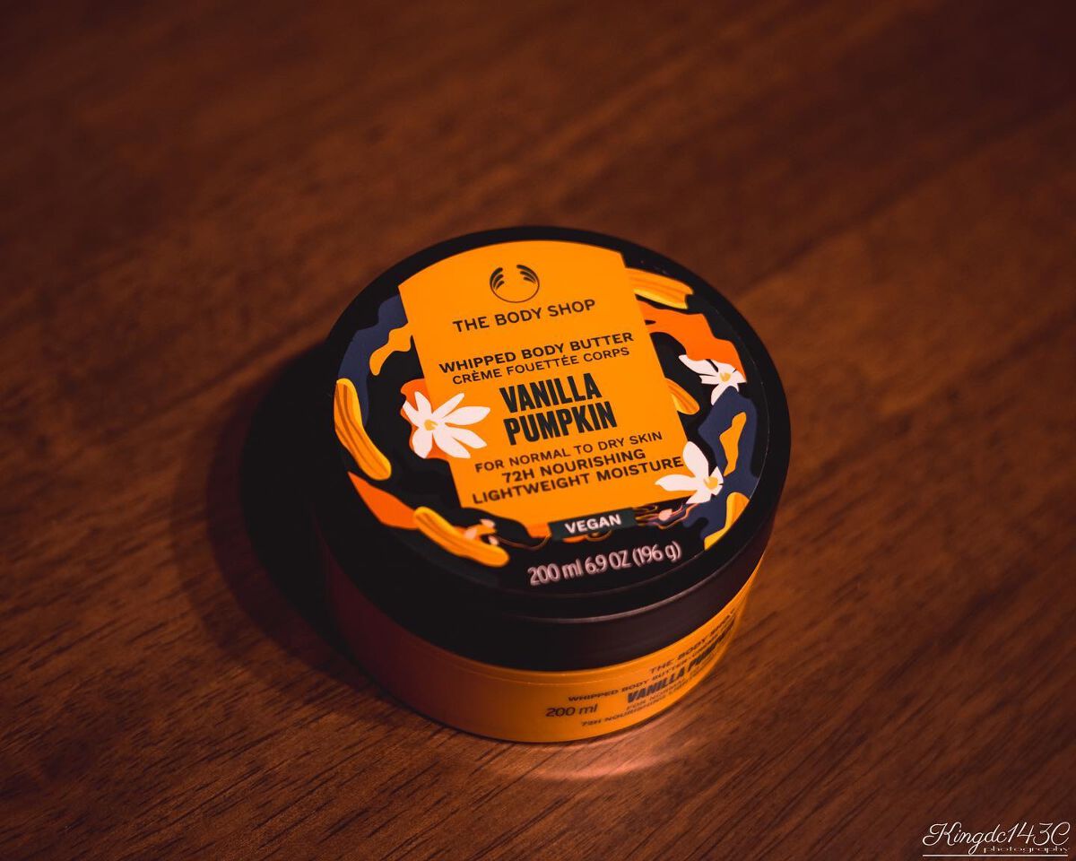 ホイップドボディバター バニラパンプキン/THE BODY SHOP/ボディクリームを使ったクチコミ(1枚目)