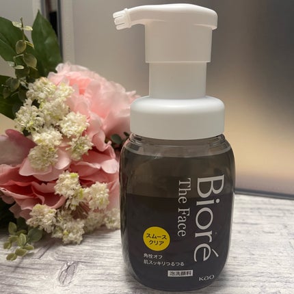 ビオレ ビオレ ザ フェイス 泡洗顔料 スムースクリア プラスのクチコミ「毛穴汚れしっかりオフ
ビオレ ザフェイス 泡洗顔料 スムースクリア プラス
をお試ししました♪.....」(1枚目)