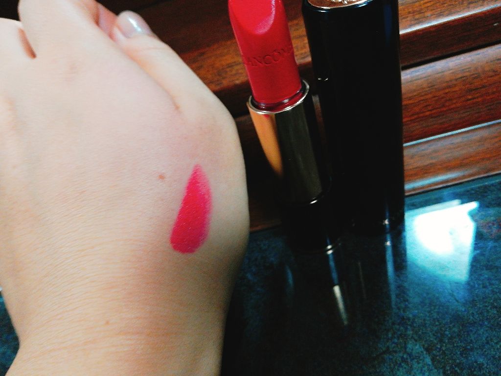ラプソリュ ルージュ/LANCOME/口紅を使ったクチコミ(2枚目)