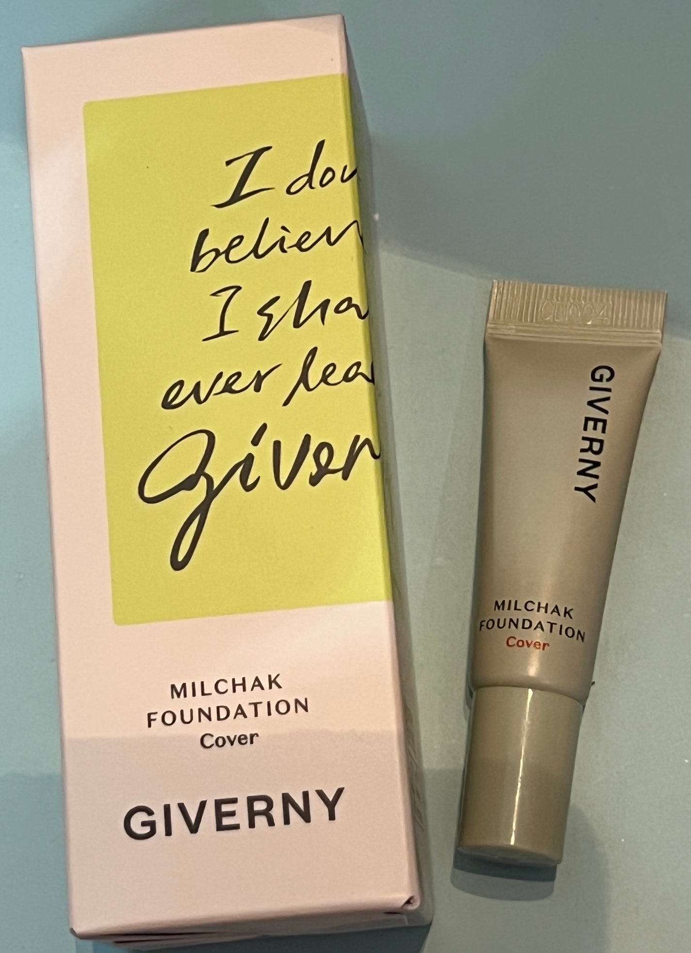 ジヴェルニー 密着カバーファンデーション/GIVERNY/リキッドファンデーションを使ったクチコミ(2枚目)