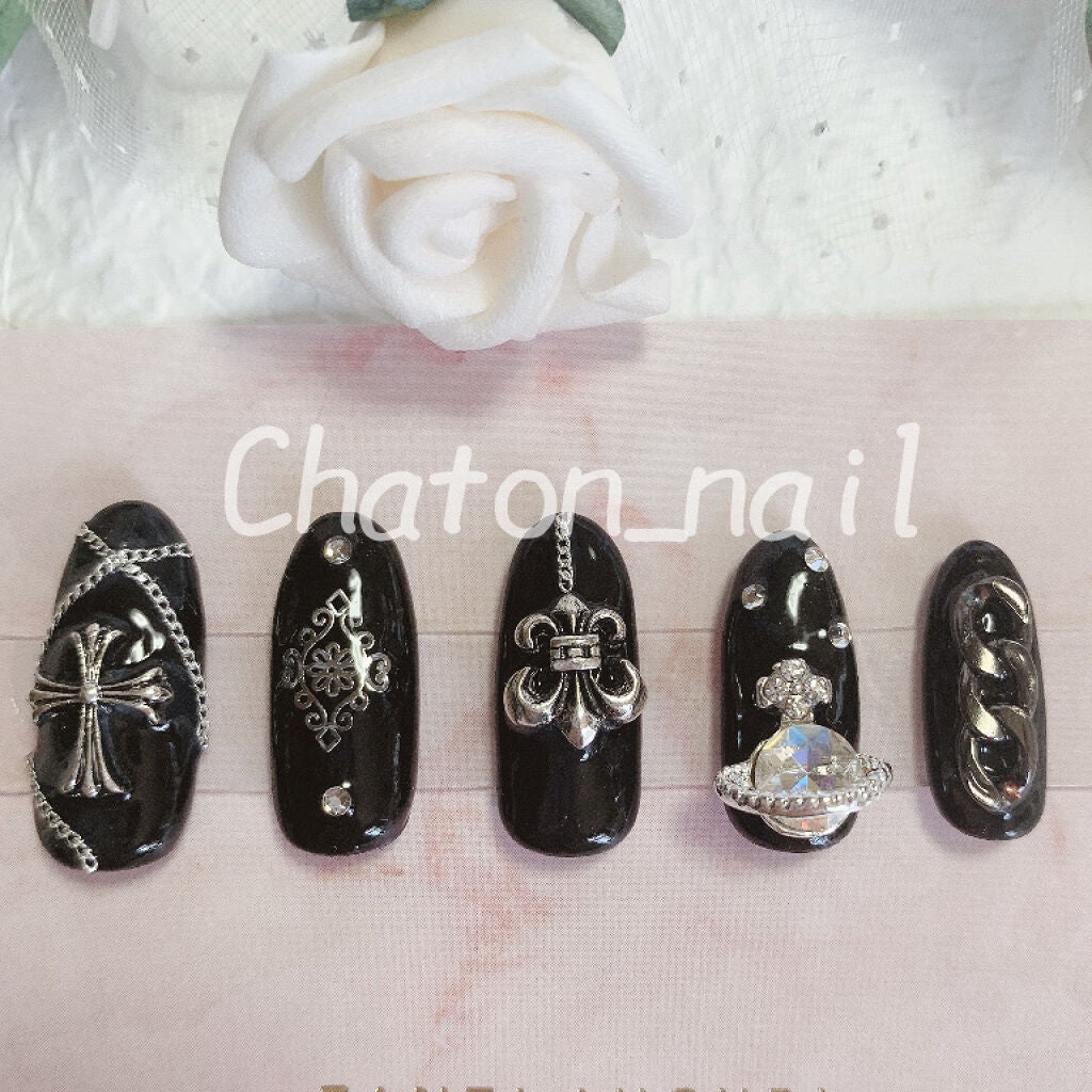 ねむこ on LIPS 「最近は美容から離れて(?)ネイルチップ作成にハマってます💅💞私..」(4枚目)