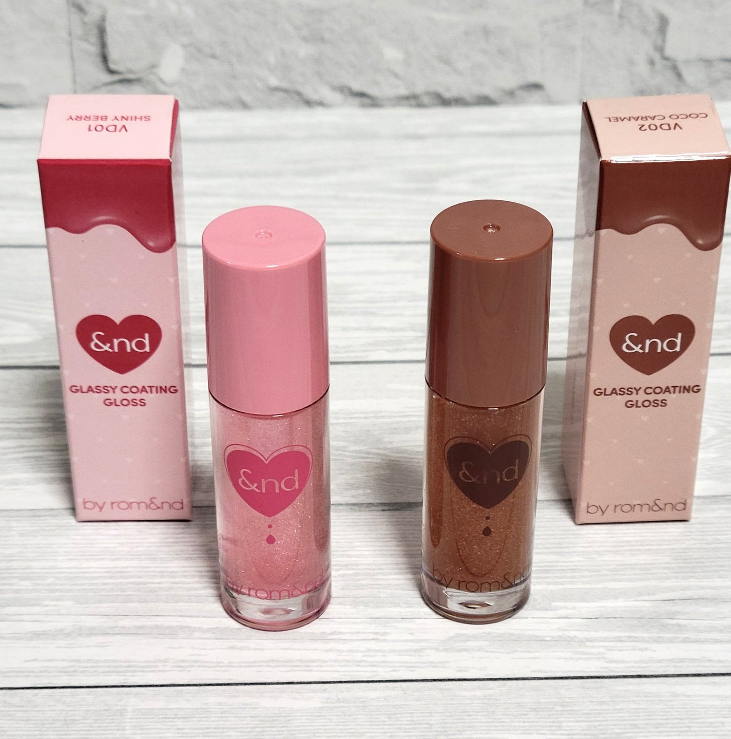 グラッシーコーティンググロス/&nd by rom&nd/リップグロスを使ったクチコミ(6枚目)