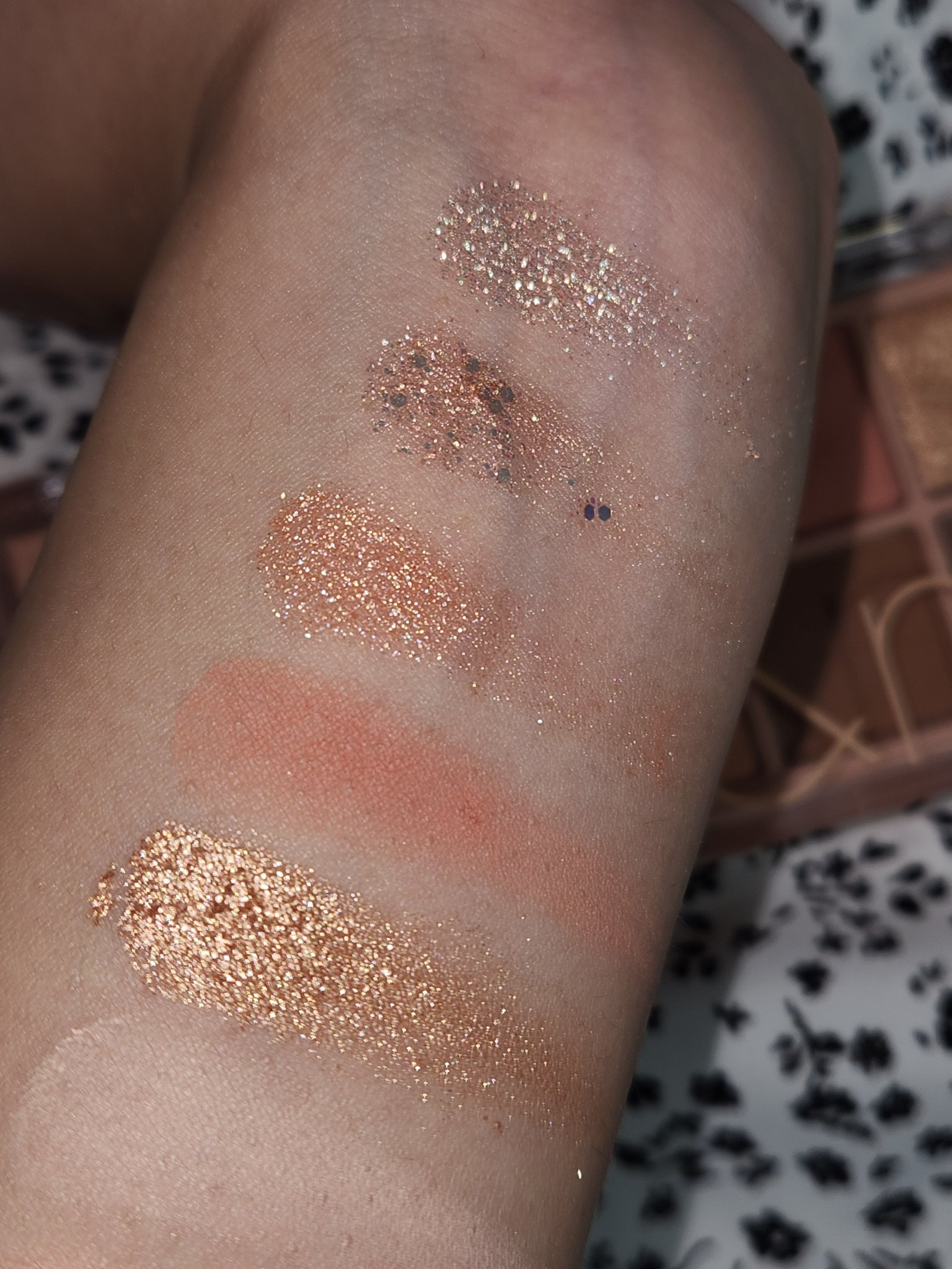 ベターザンパレット 01 パンパスガーデン(PAMPAS GARDEN)/rom&nd/アイシャドウパレットを使ったクチコミ（2枚目）